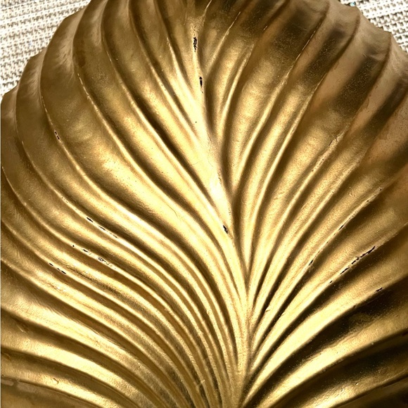 Vintage Gold Glass leaf Serving Dish/ Fall Decor/Fruit bowl/Center Piece. 13.5" - Picture 3 of 7